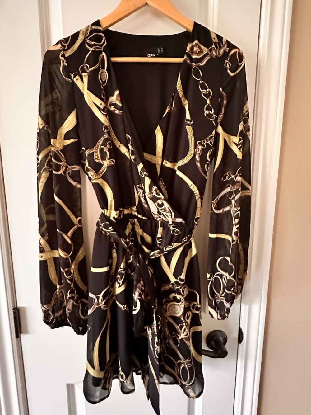 Chain Design Long Sleeve Dress With Belt Cord - Size Small
